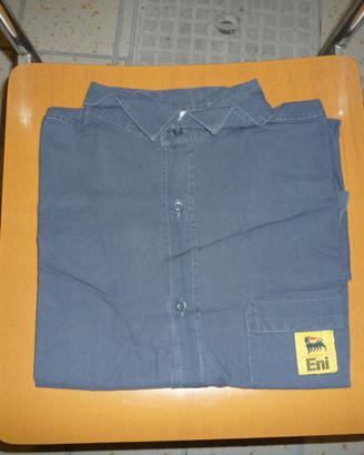 Camicia da lavoro usata, calze nuove