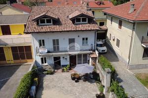 6 LOCALI A ALMESE