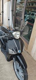 piaggio liberty 50 4t nero