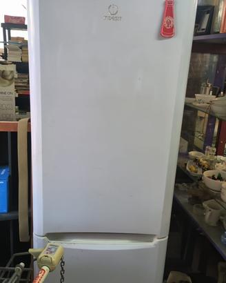 Frigorifero Indesit