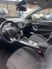 Peugeot 308 SW - S&S - Business Eat8 - 120.000km