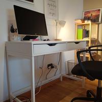 Scrivania IKEA