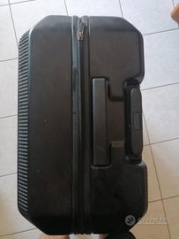 Trolley rigido grande Piquadro, colore nero
