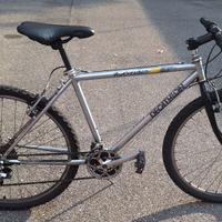 Bici MTB Decathlon Rockrider 320 tg S