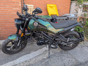 Benelli leoncino 125