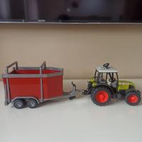 Trattore BRUDER con rimorchio cavalli