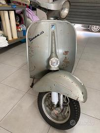 Vespa nuova 125 vma1t