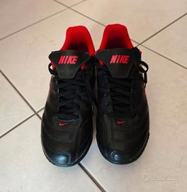 Scarpe della NIKE da calcetto (come nuove)