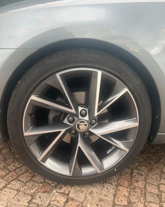 Cerchi in lega 19” pollici originali Skoda