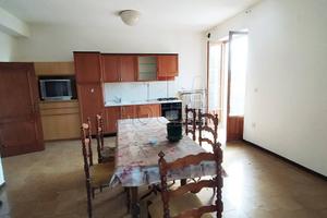 Casa indipendente di 200 m² con più di 5 locali e 