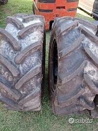 Pneumatici 320/70r20 320/70 r20 320/70/20