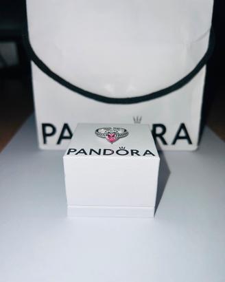 Anello Pandora cuore in rilievo rosa nuovo