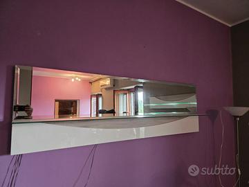 Mensola con led e specchio