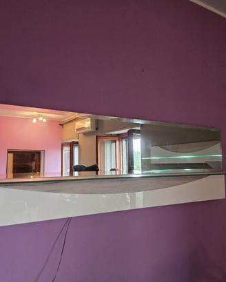 Mensola con led e specchio