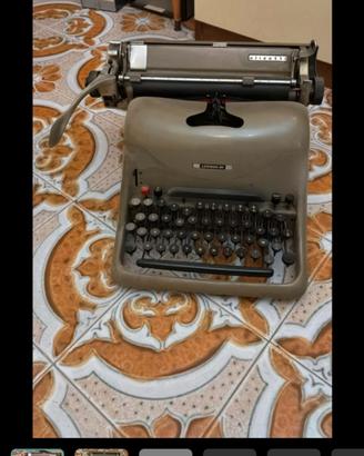 macchina da scrivere olivetti lexicon 80