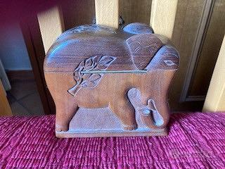 Porta sigarette legno elefante