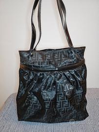 Borsa tipo fendi