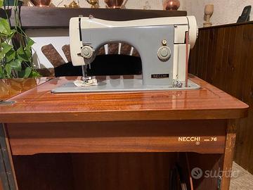 Macchina da cucire Necchi