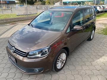 VOLKSWAGEN - Touran - 1.6 TDI Trendline BMT - FINA