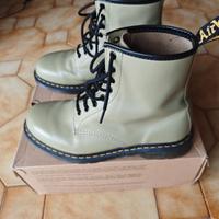 Dr. Martens Olive n* 42