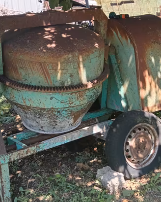 betoniera con motore 2 cv
