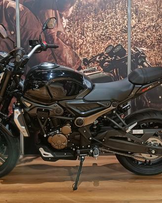 Voge Trofeo 300 AC -