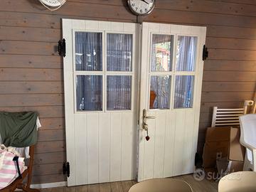 Porta Finestra a Doppia Anta in Legno Bianco