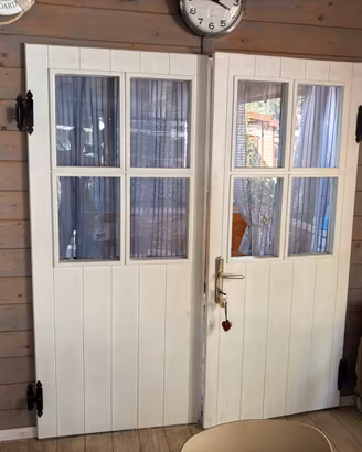 Porta Finestra a Doppia Anta in Legno Bianco