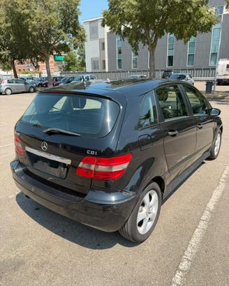 Mercedes Classe B anno 2006 con 255000km