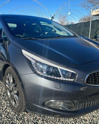 Kia Ceed cee'd 1.6 CRDi 110 CV 5 porte Class