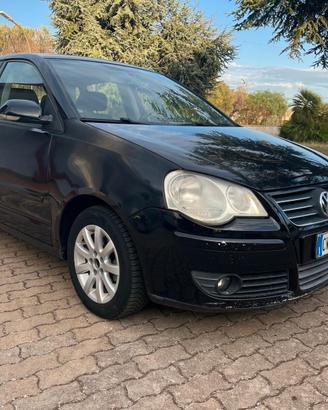 Volkswagen Polo 1.4/80CV TDI 3p. Sportline