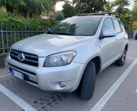 Toyota RAV 4 RAV4 2.2 D-4D 177 CV Luxury