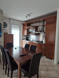 Cucina Completa di Elettrodomestici 