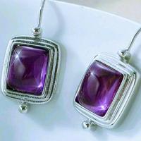 orecchini modello vintage in pietra incastonata 