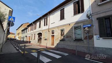 MONOLOCALE A SEDRIANO