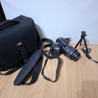 macchina fotografica nikon D3200 + obiettivo 18-55