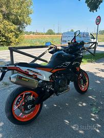 Smt 890