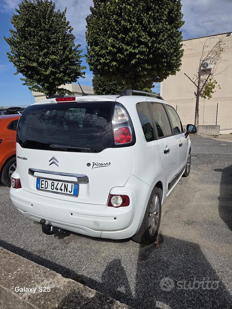 Citroen C3 Picasso 2010 photo 2