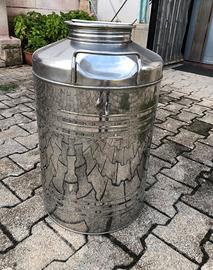 contenitore in acciaio