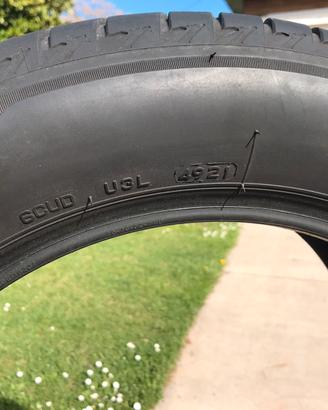 4 Gomme Bridgestone 215/55/16