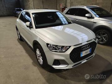 AUDI A1 allstreet 30 TFSI S tronic Identity Cont