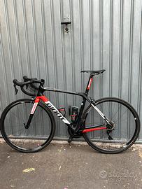Bici da corsa Giant misura M carbonio ultegra 6,5k