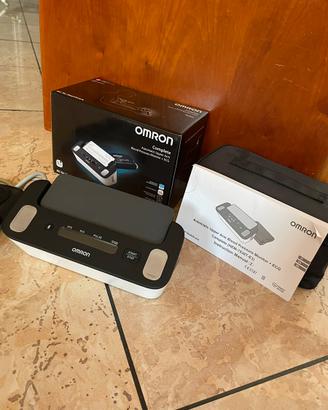 OMRON misuratore di pressione ed elettrocardiogram