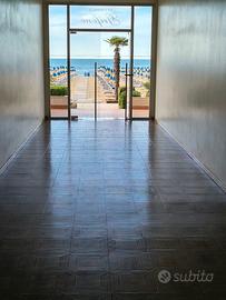 Appartamento Jesolo fronte mare con posto auto