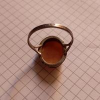 Anello antico in argento con cammeo in conchiglia 