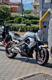 Kawasaki ER-6n depo a libretto per pat. A2