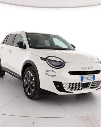 Fiat 600 Hybrid 110 CV DCT MHEV La Prima
