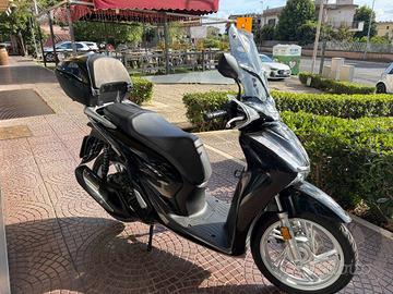 HONDA SH 150 TUTTO INCLUSO ANCHE PASSAGGIO! MINI