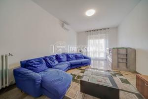 Trilocale primo piano con box