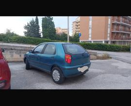 Automobile Palio-Fiat